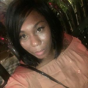 Meet your Posher, Stacy